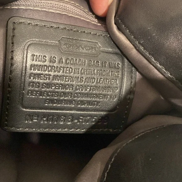 Coach Ashley Hippie Hobo Shoulder Bag - Jacquard- Excellent Condition - Picture 6 of 10